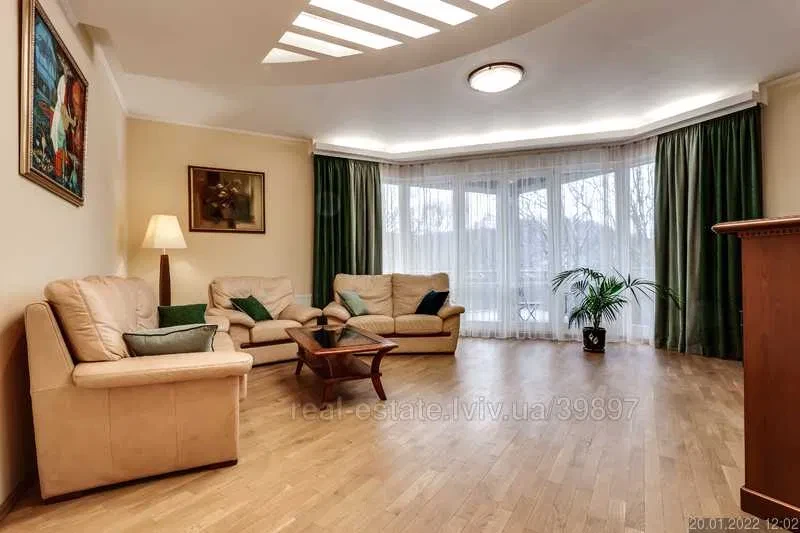 3-кімнатна квартира, Личаківський: тераса 6 м², парк Погулянка, фото 2