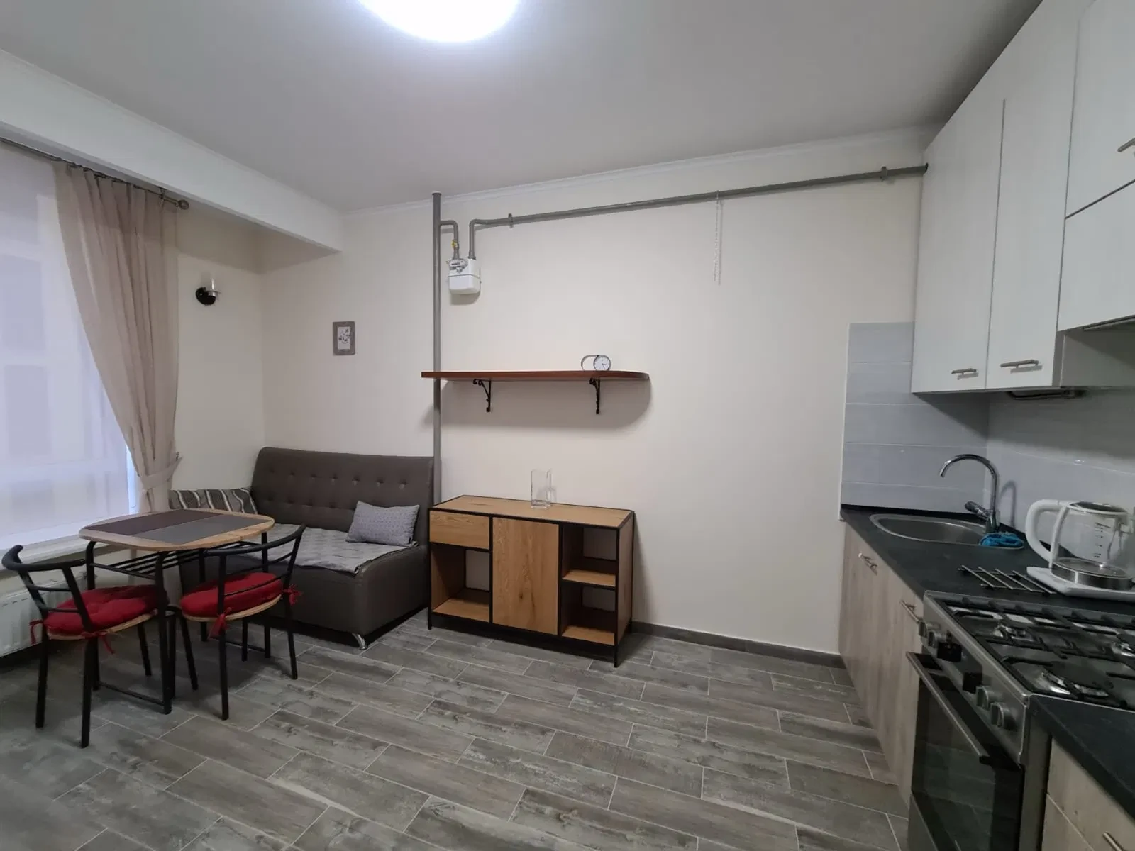 1-комнатная квартира в ЖК Семицвіт: газовый котел, панорамные окна - фото 4