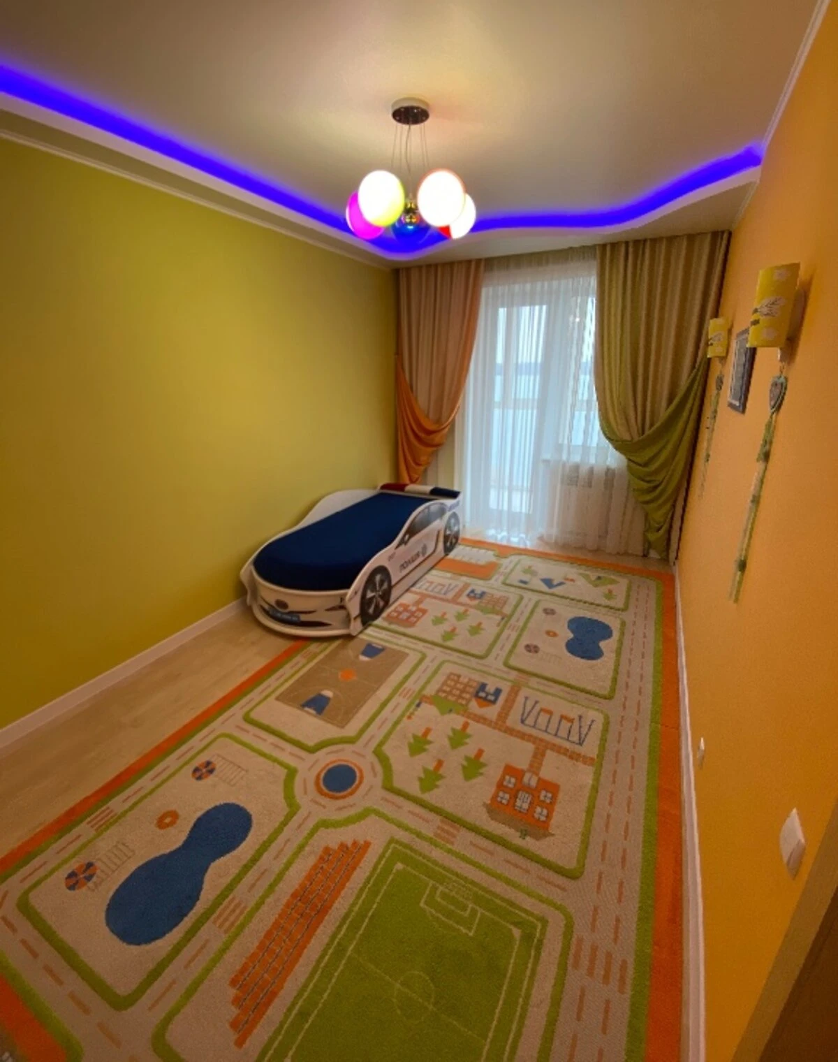 3-кімнатна квартира, Заводський: кухня-студія, євроремонт, 3 лоджії, фото 3