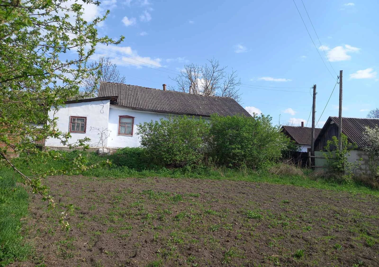 Будинок, Ізяслав: веранда, гараж у дворі, 15 соток