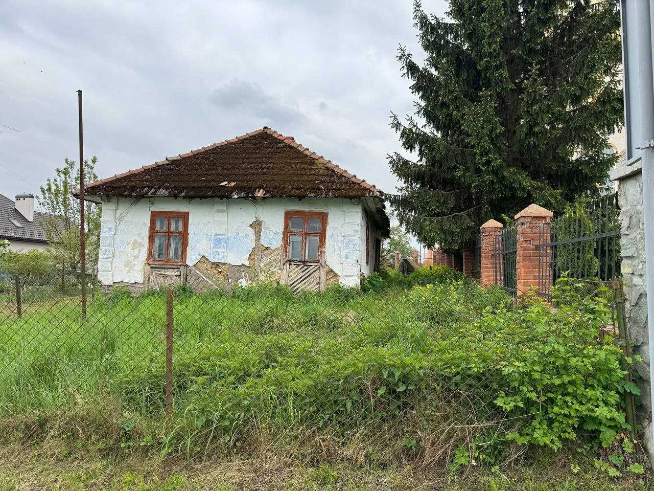2 участка, Шегини: 700 м до границы, первая линия трассы, фото 3
