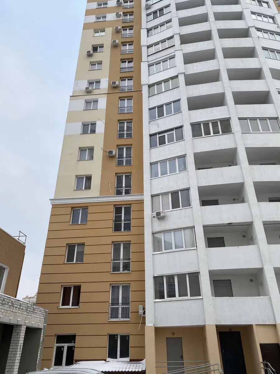 Помещение в ЖК Плехановский: первый этаж, вход со двора