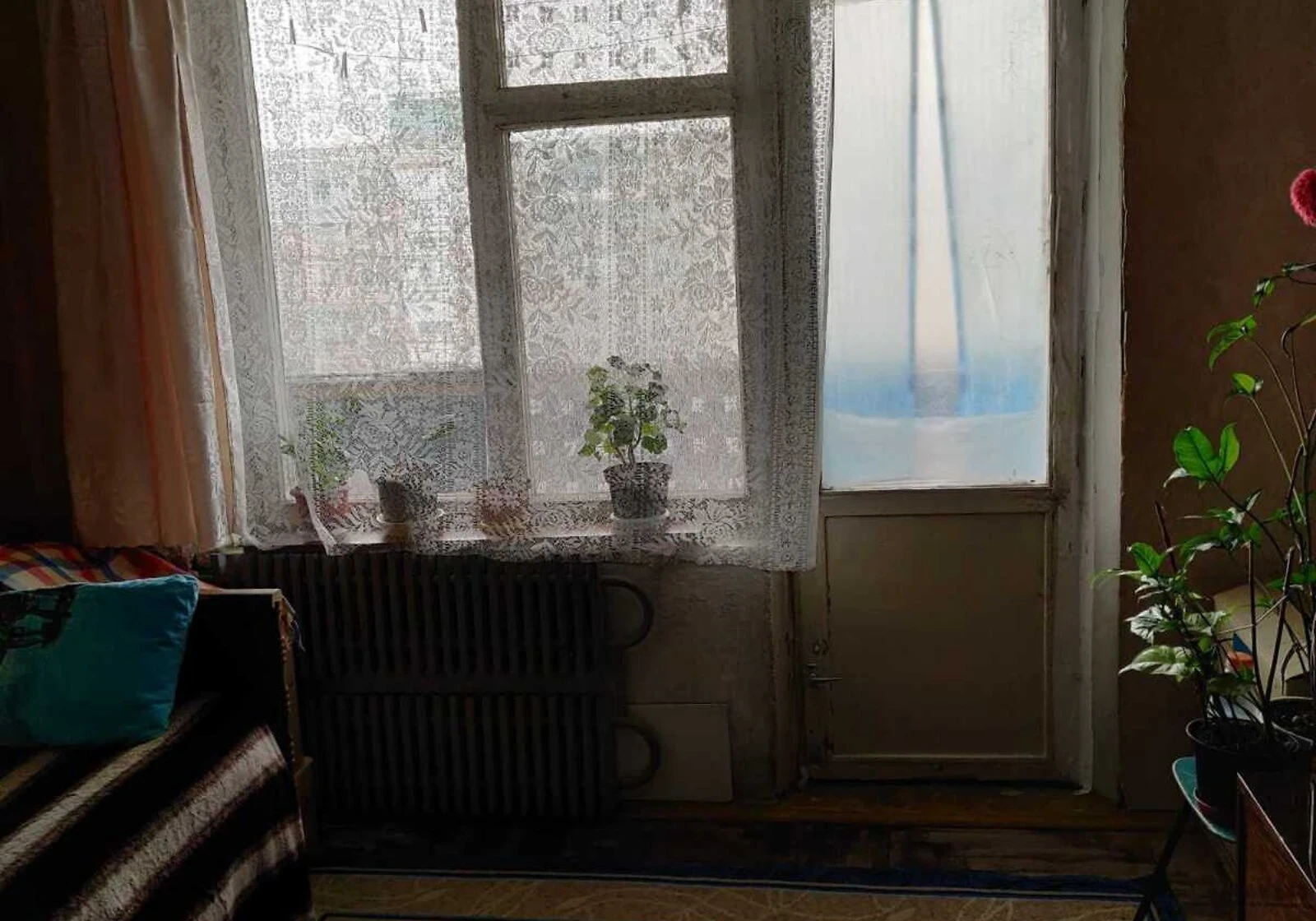 3-комнатная квартира, Заводский: чешка, бойлер, балкон/лоджия