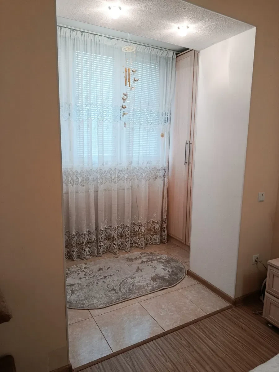 2-кімнатна квартира, Могилів-Подільський: євроремонт, паркувальне місце - фото 3