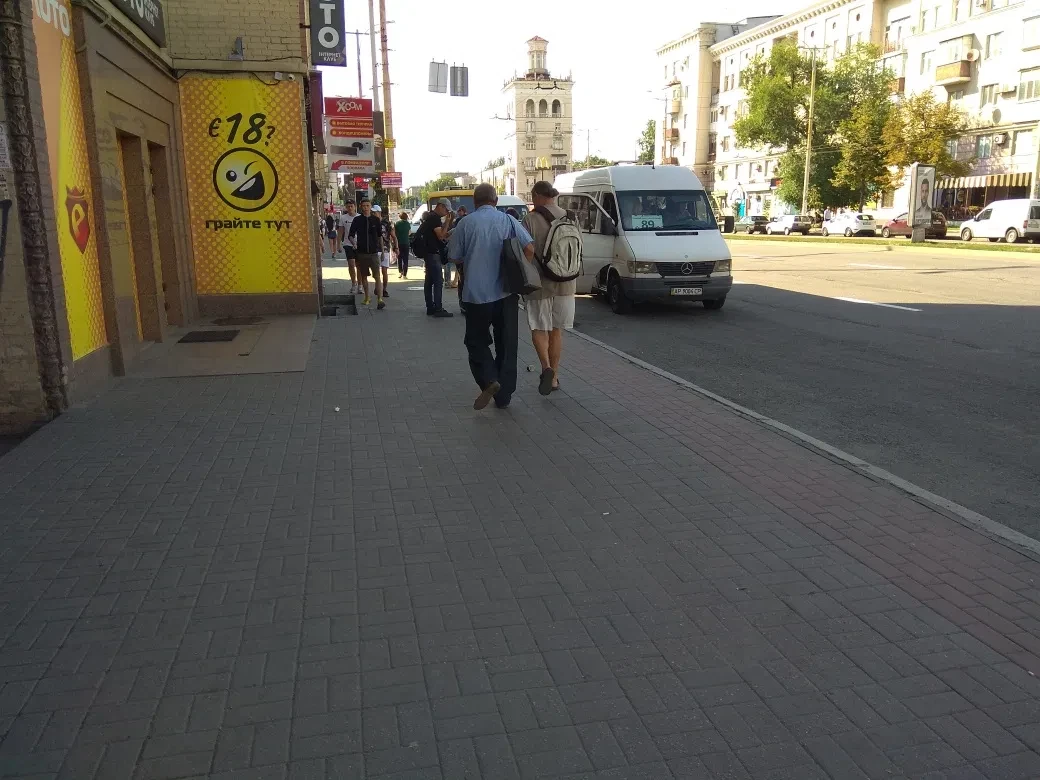 Помещение, Днепровский: летняя площадка 140 м², два входа - фото 3