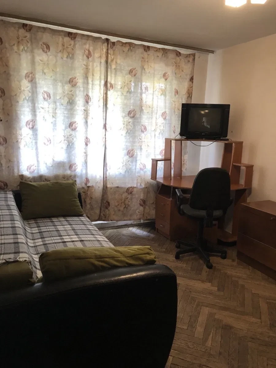2-кімнатна квартира, Солом'янський: метро Берестейська, парк