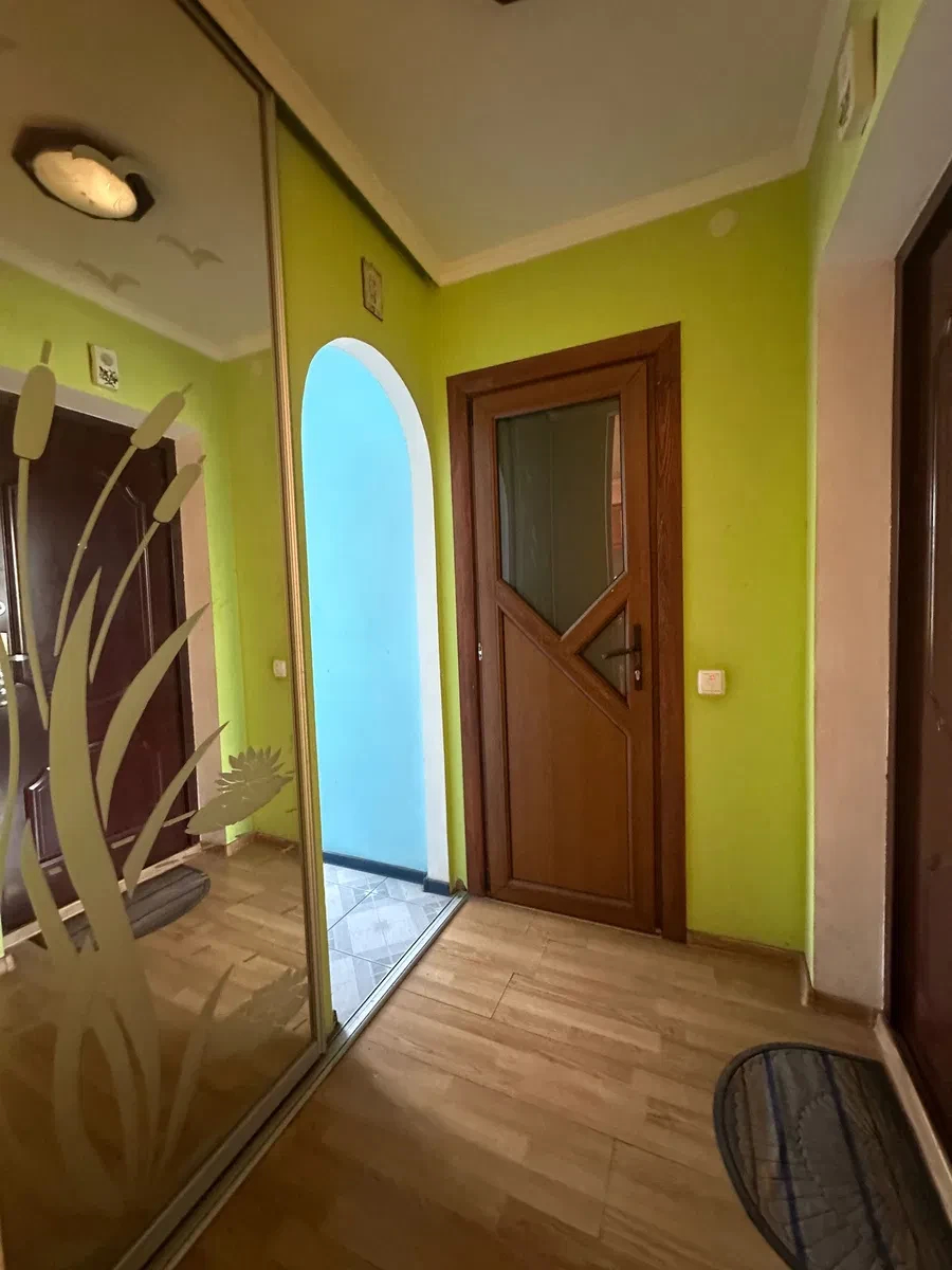 1-кімнатна квартира, Кам'янець-Подільський: косметичний ремонт, меблі, фото 2