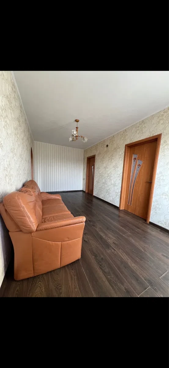3-кімнатна квартира, Звягель: автономне опалення, гараж у 20 метрах - фото 2