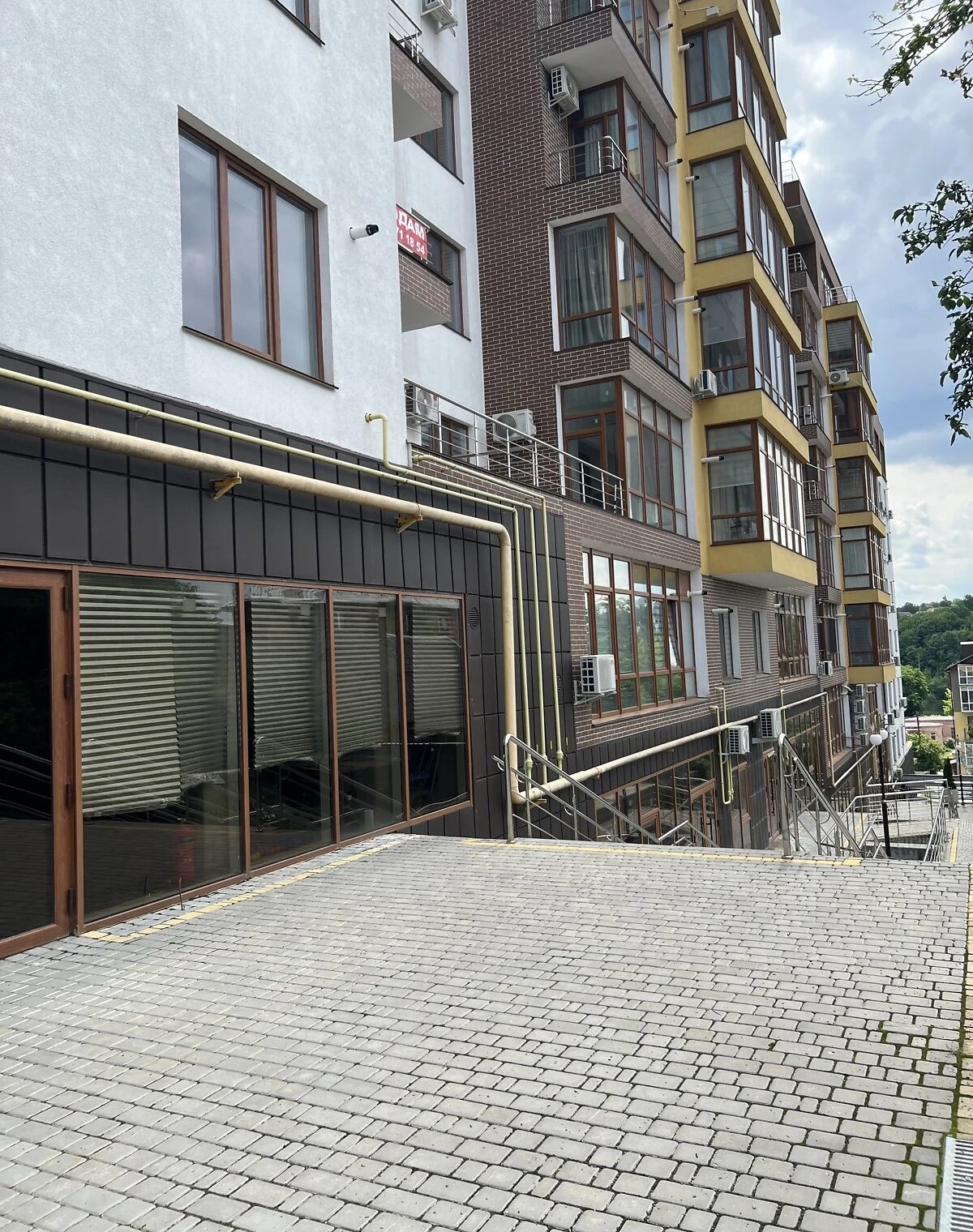 Офісне приміщення у Центрі: резервне живлення, фасадне - фото 5