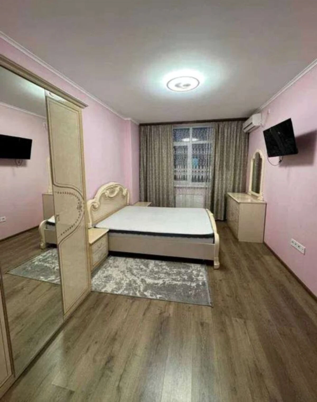 2-кімнатна квартира, Солом'янський: євроремонт, опалення без світла - фото 1