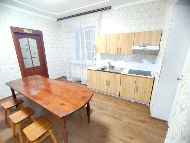 4-кімнатна квартира, Гора: євроремонт, резервне живлення, фото 5