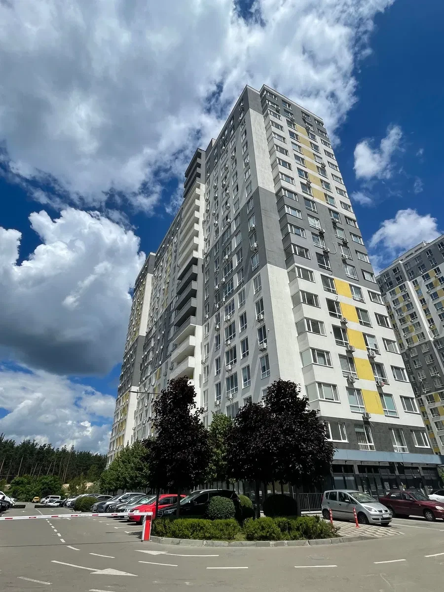 3-кімнатна квартира, Ірпінь: автономність, хвойний ліс, 6 км до Києва - фото 1