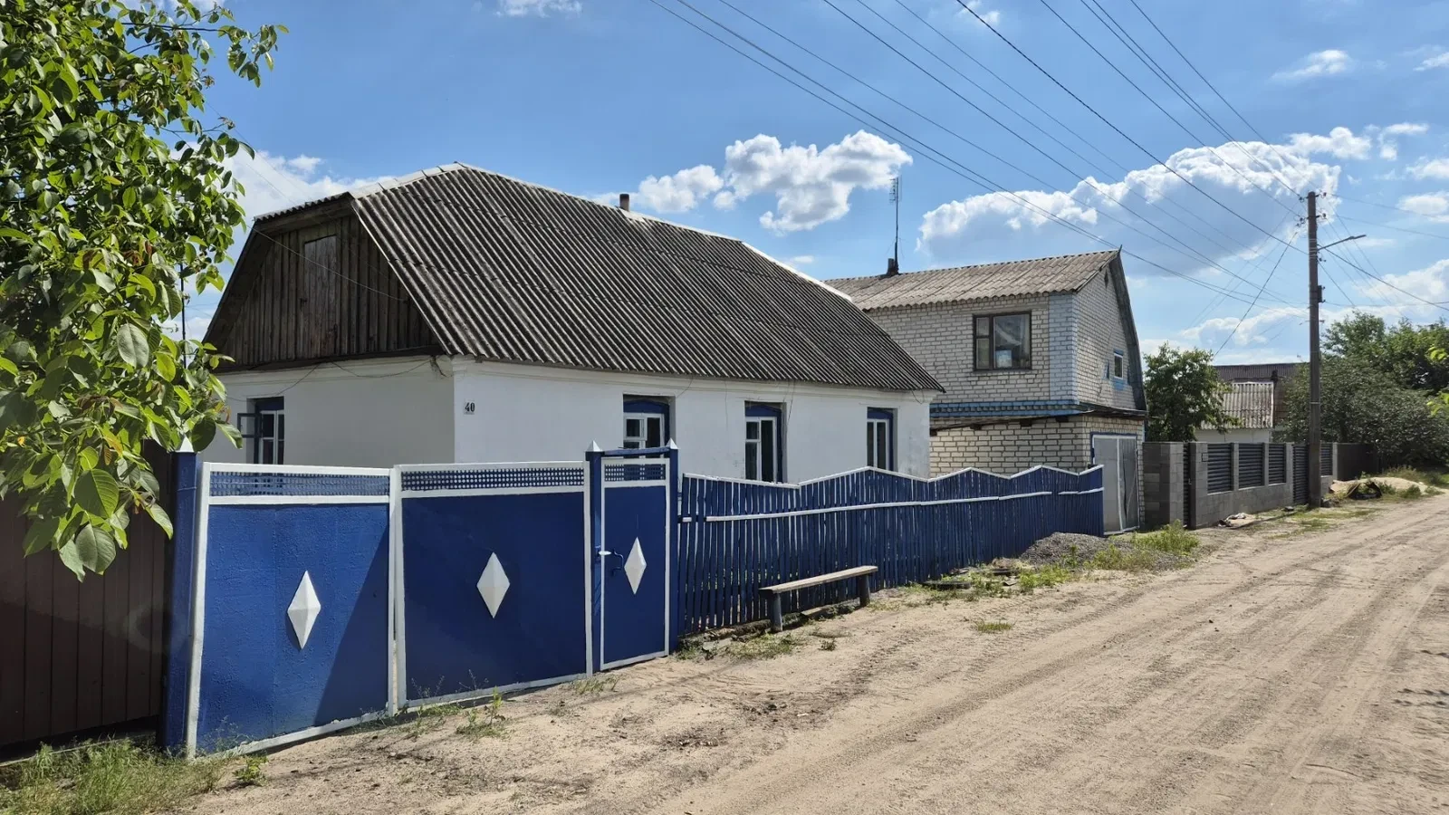 Будинок, Радомишль: два гаражі, озеро, річка Тетерів - фото 1