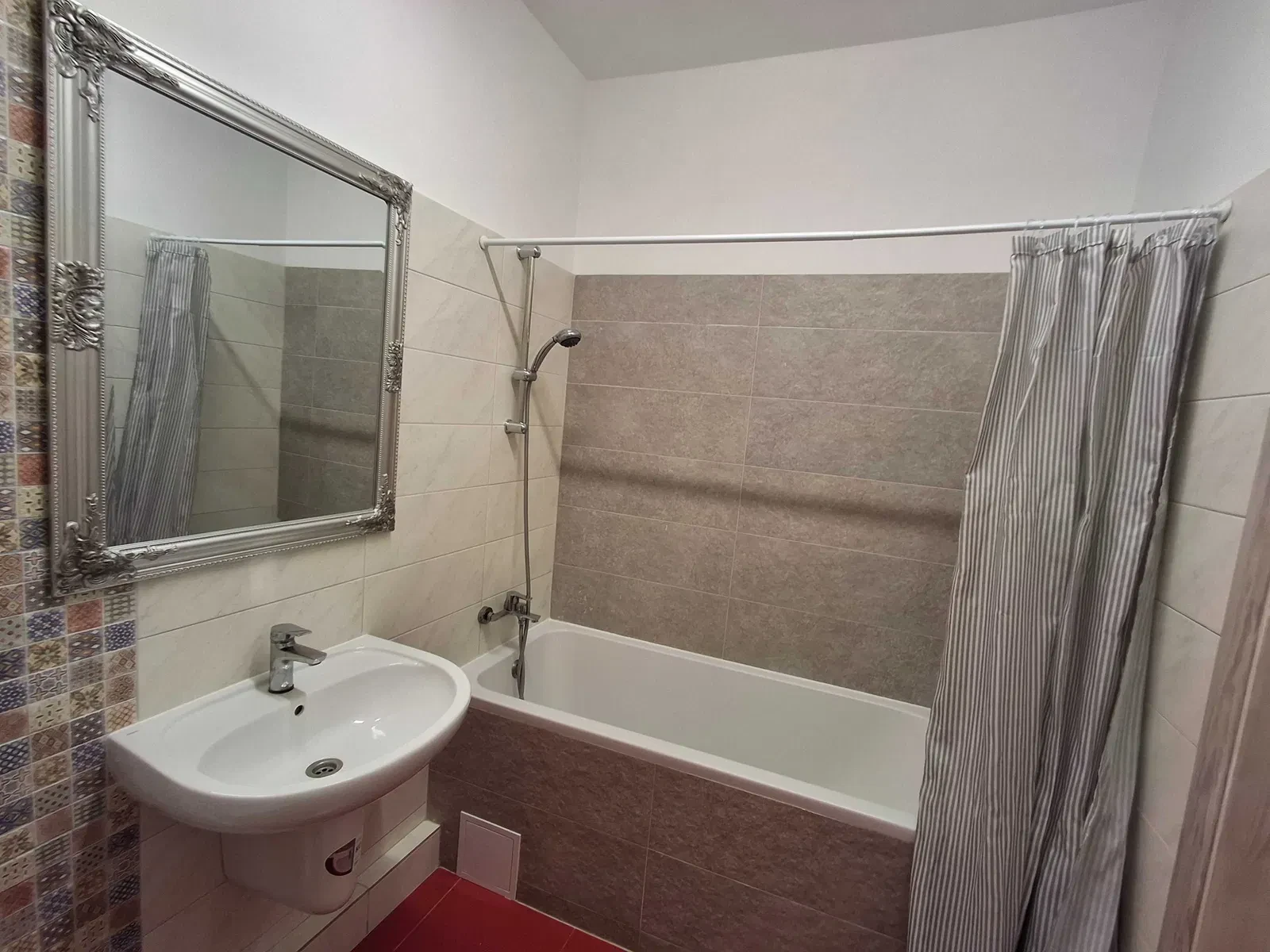 Студія у ЖК Каховський: генератор, ліфт і вода без світла - фото 5