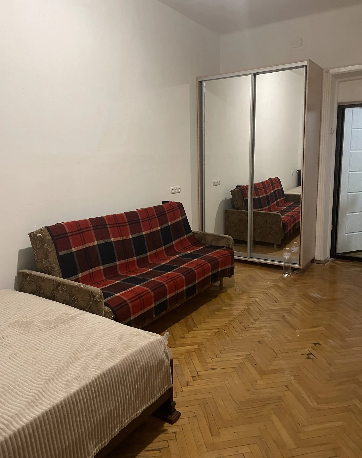 Кімната, Караваєві Дачі: косметичний ремонт, без передоплати - фото 2