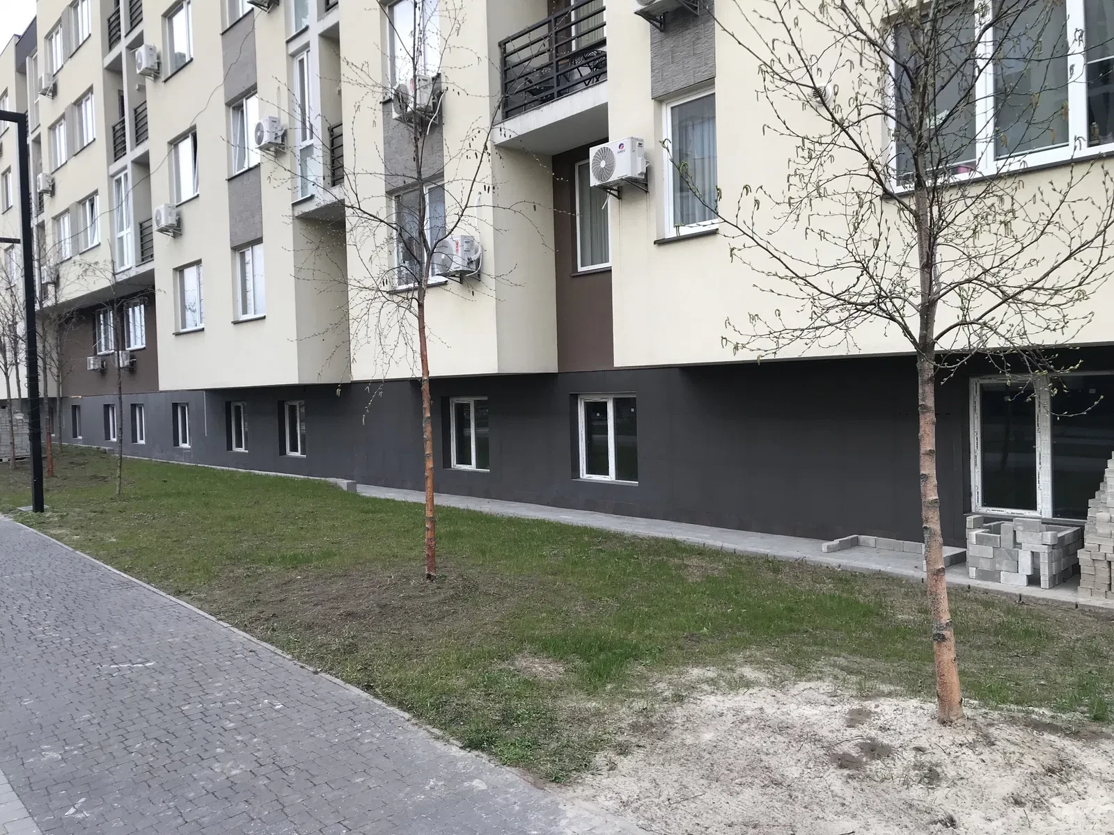 Помещение в ЖК PARK LAND: после строителей, как бомбоубежище - фото 2