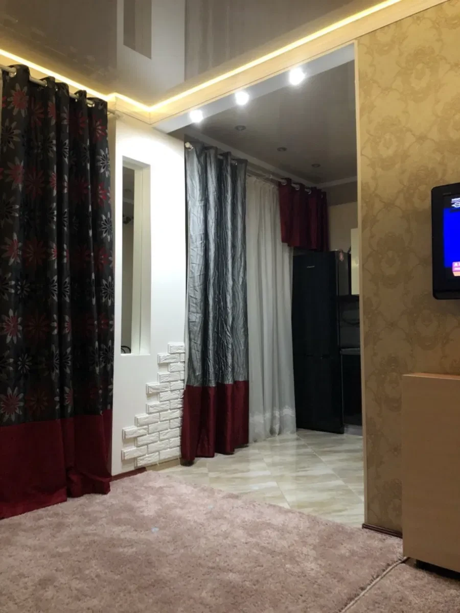 1-кімнатна квартира, Полтава: авторський ремонт, кухня-студія - фото 3