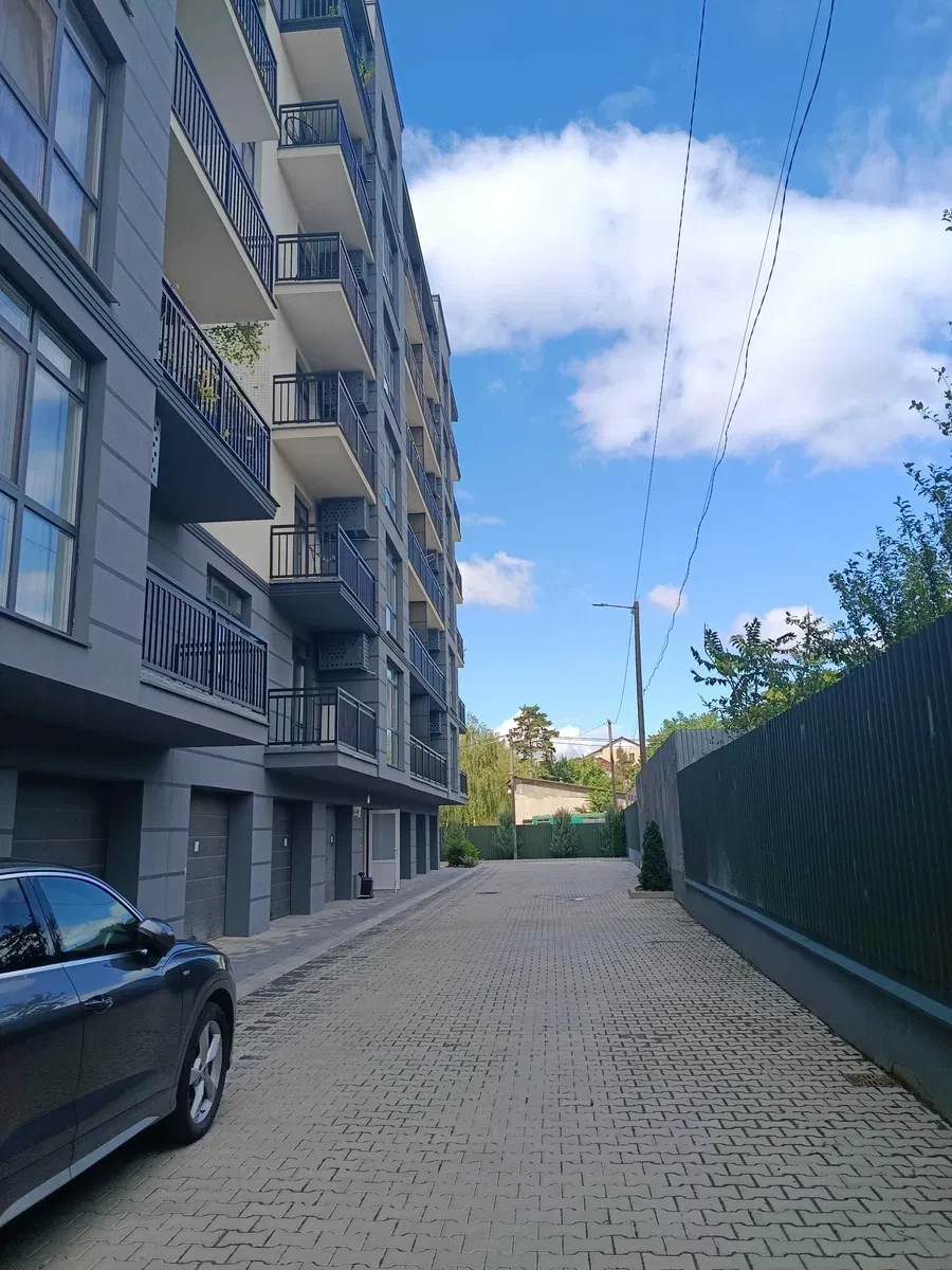 2-кімнатна квартира у ЖК Мала Прага: перша здача, вода без світла - фото 2