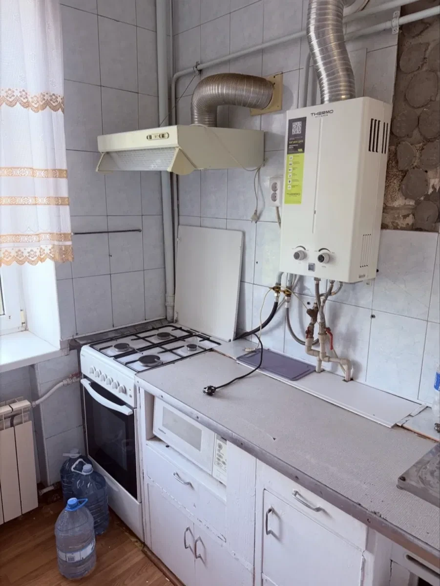 2-кімнатна квартира, Центральний: газова колонка, балкон, фото 5