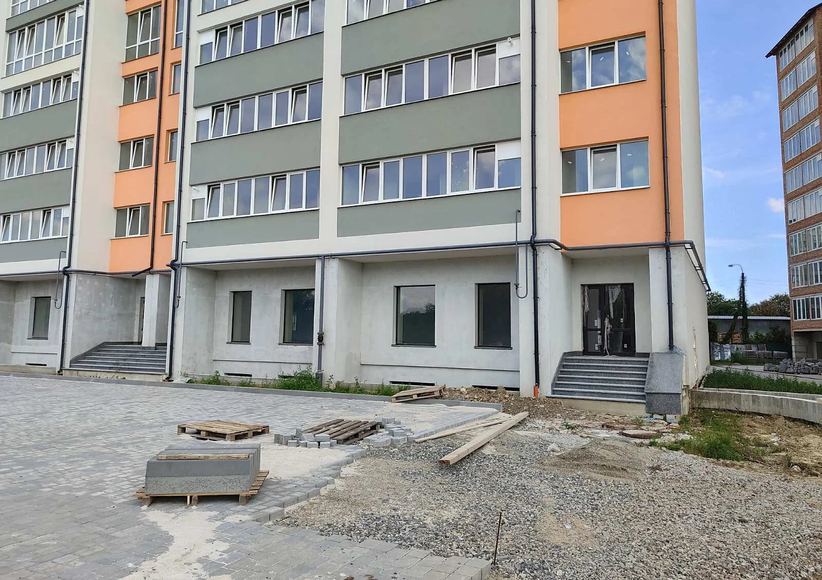 2-кімнатна квартира, Рінь: новобудова, торг можливий