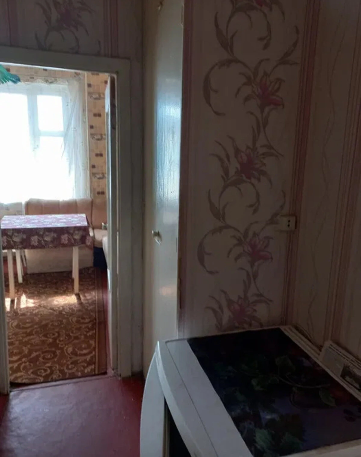 1-кімнатна квартира, Прилуки: кухня 10 м², роздільний санвузол, фото 4