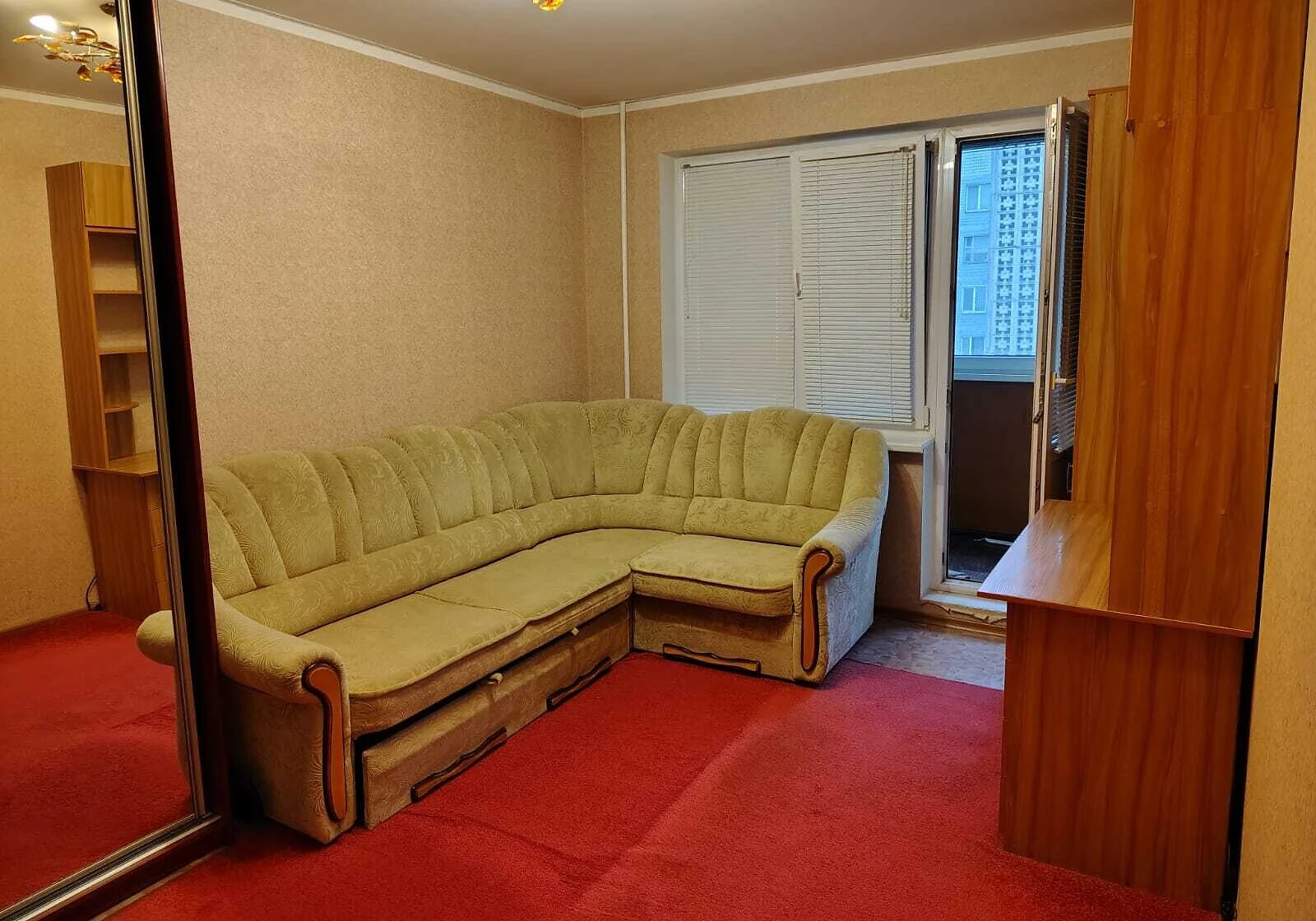1-кімнатна квартира, Придніпровський: внутрішній двір, фото 3