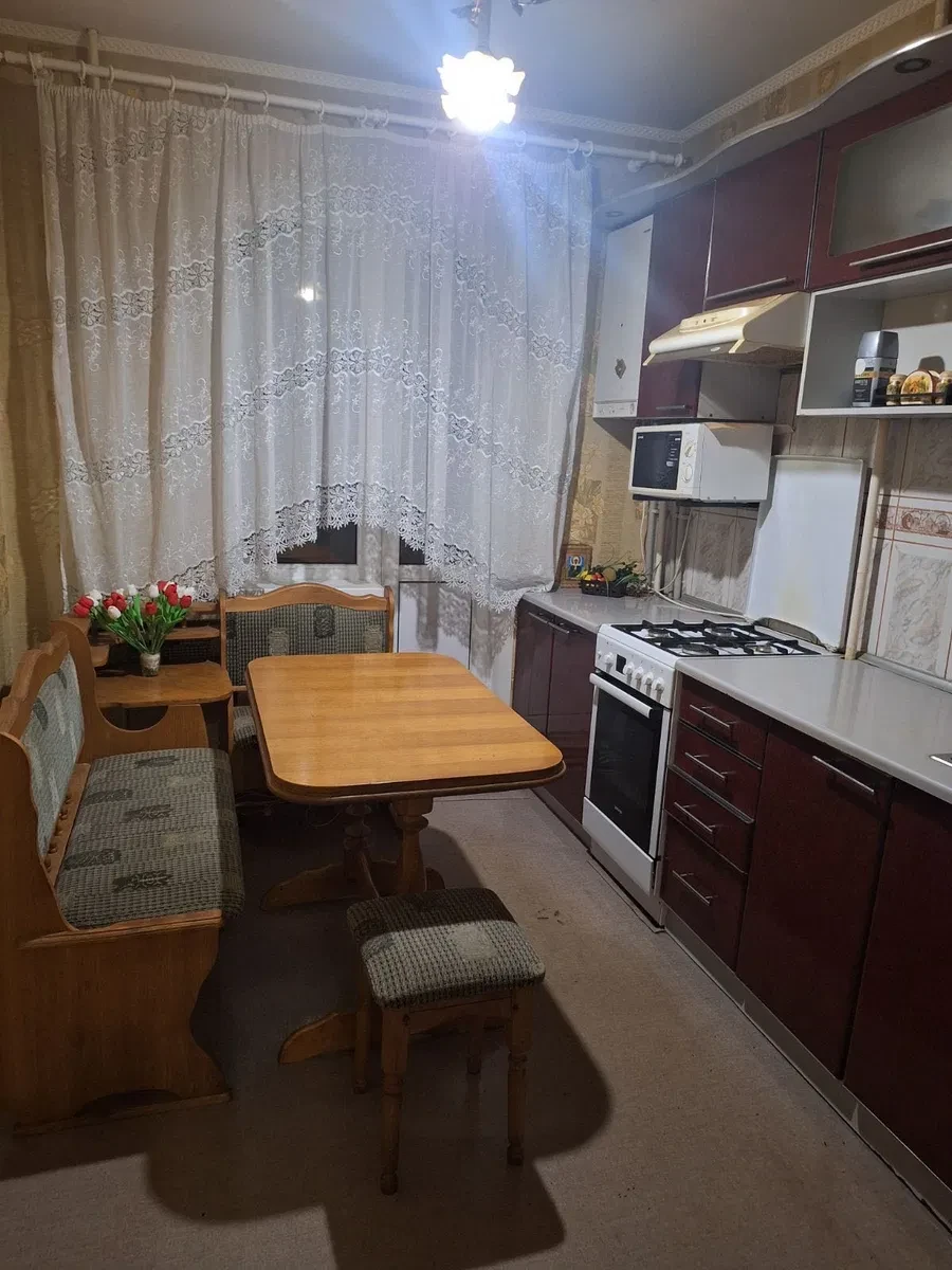 3-кімнатна квартира, Тернівський: індивідуальне опалення, гараж, фото 3