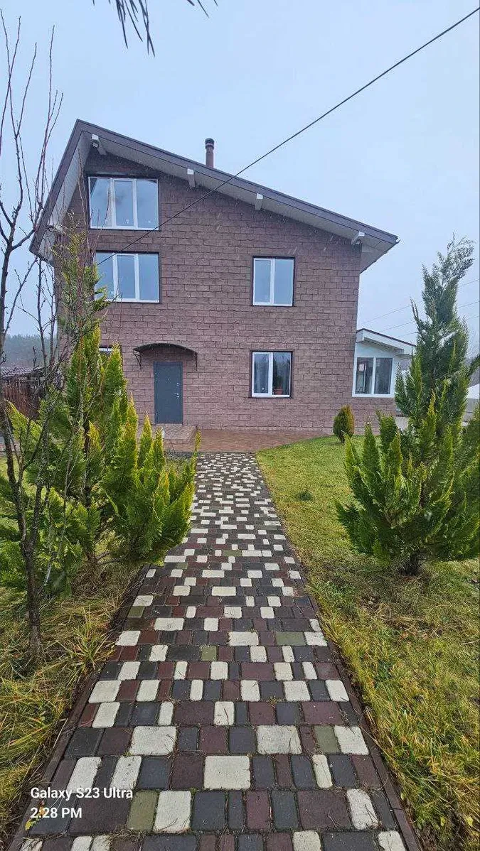 Будинок, Синяк: до Києва 20 км, тераса 20 м², камін - фото 2