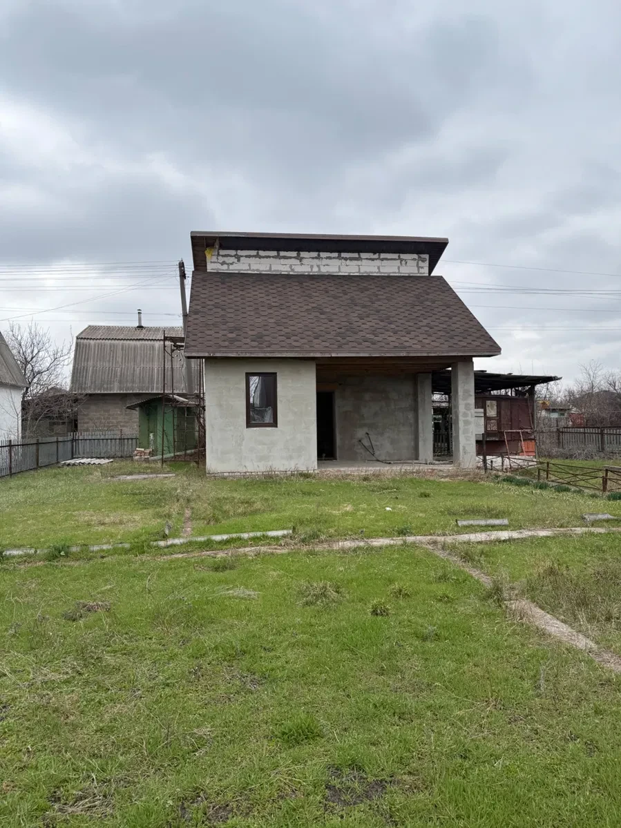 Дача, Партизанське, Обухівка: недобудована, до річки 5 хвилин