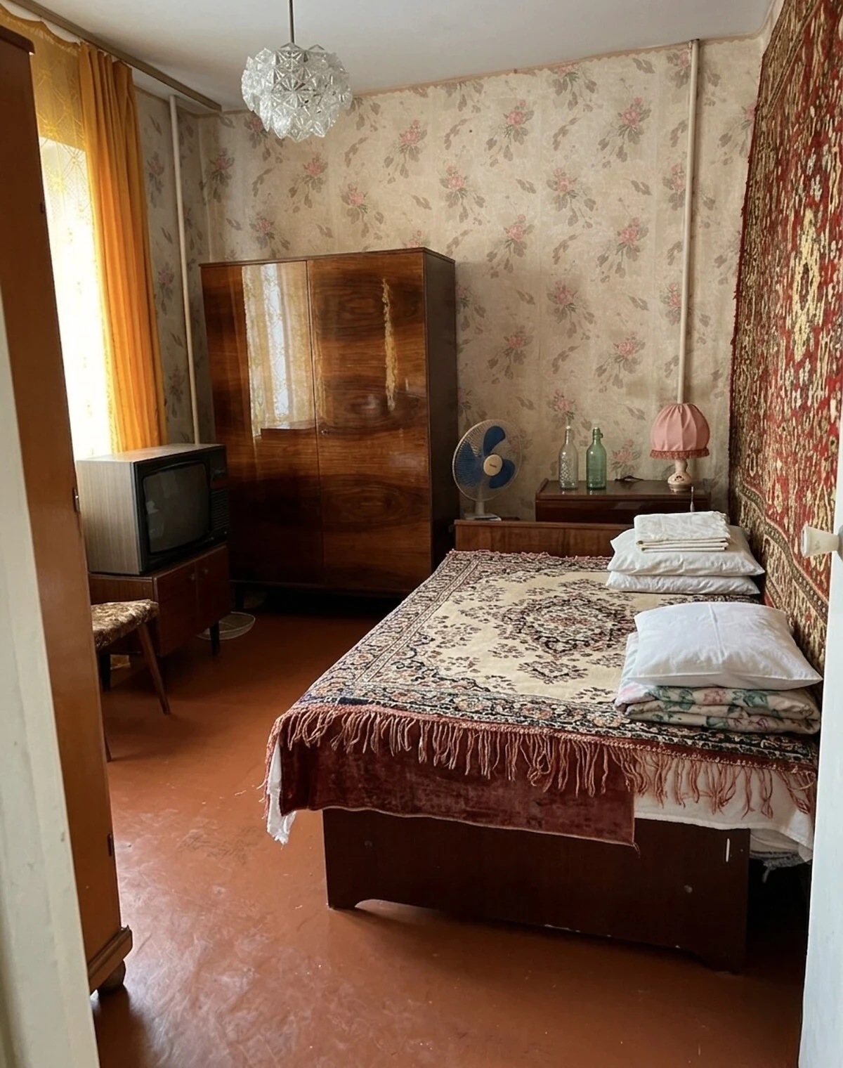 2-кімнатна квартира, Намив: косметичний ремонт, вода й опалення без світла - фото 2