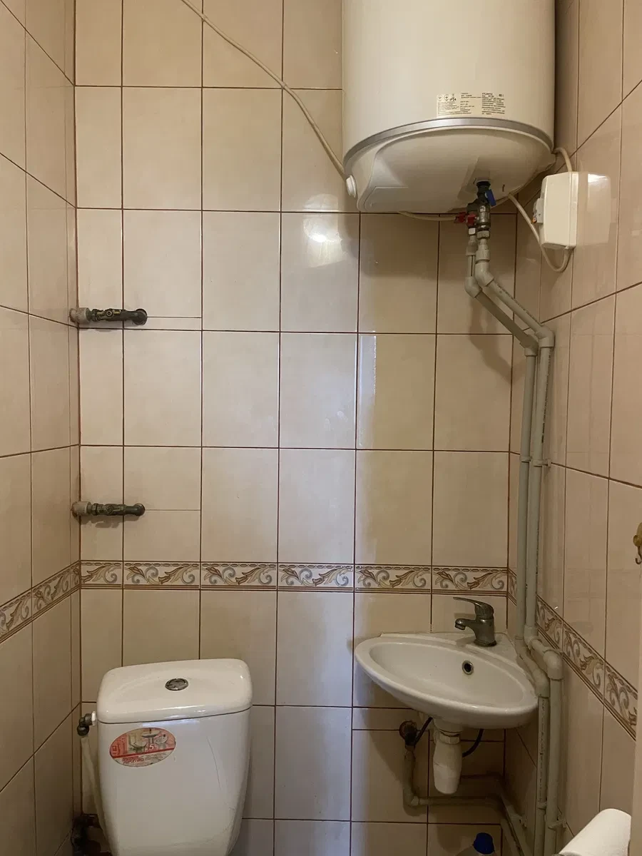 2-кімнатна квартира, Салтівський: кухня 10 м², косметичний ремонт, фото 5