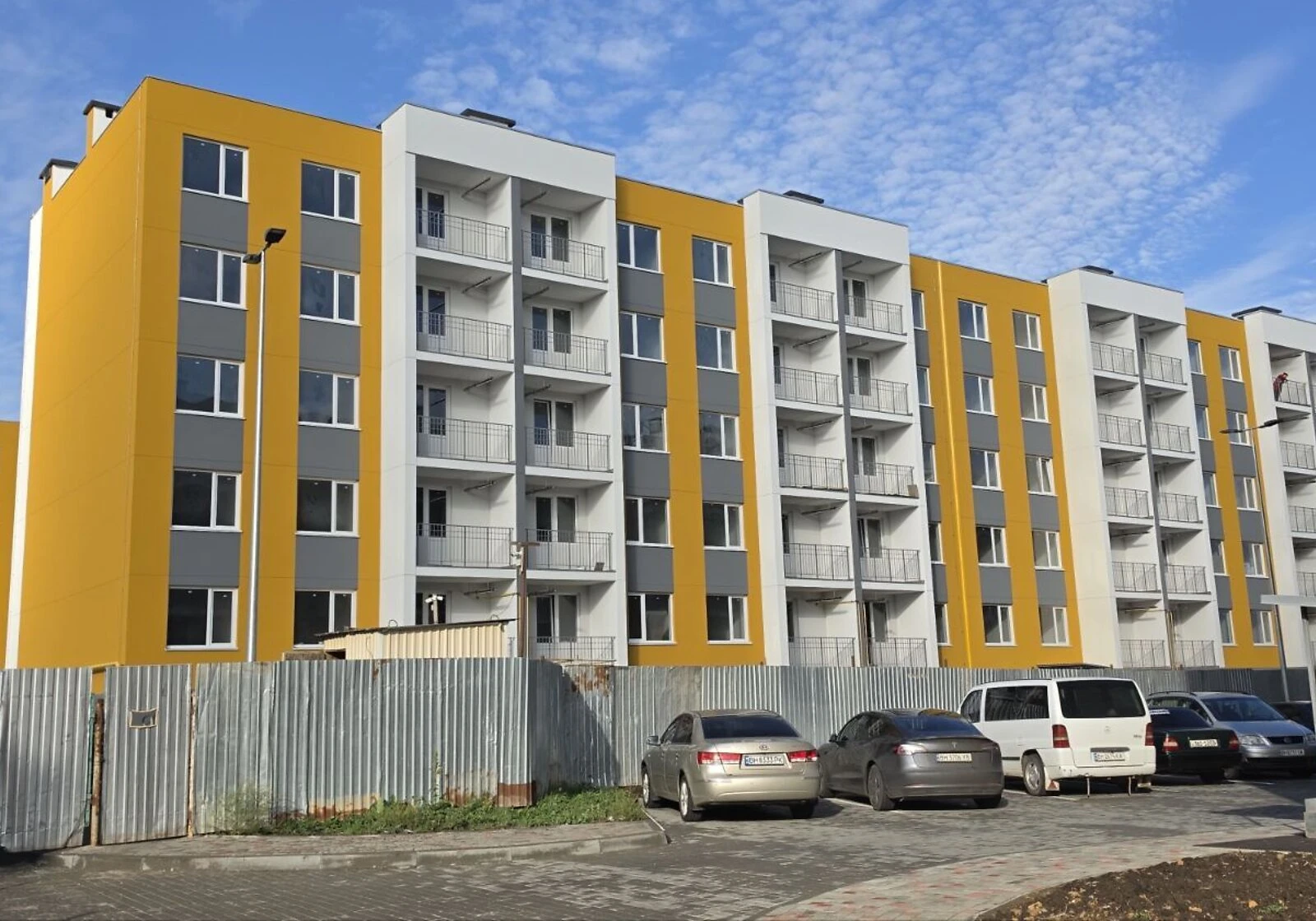 1-кімнатна квартира, Авангард: євроремонт, вбудована кухня - фото 2