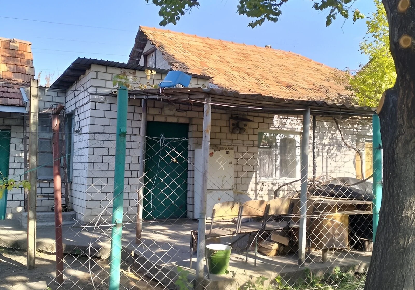 Будинок, Військова Слобідка: пічне й газове опалення, сад - фото 1