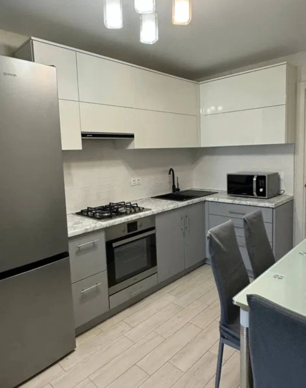 1-комнатная квартира, Софиевская Борщаговка: кухня 16.4 м², кондиционер - фото 1