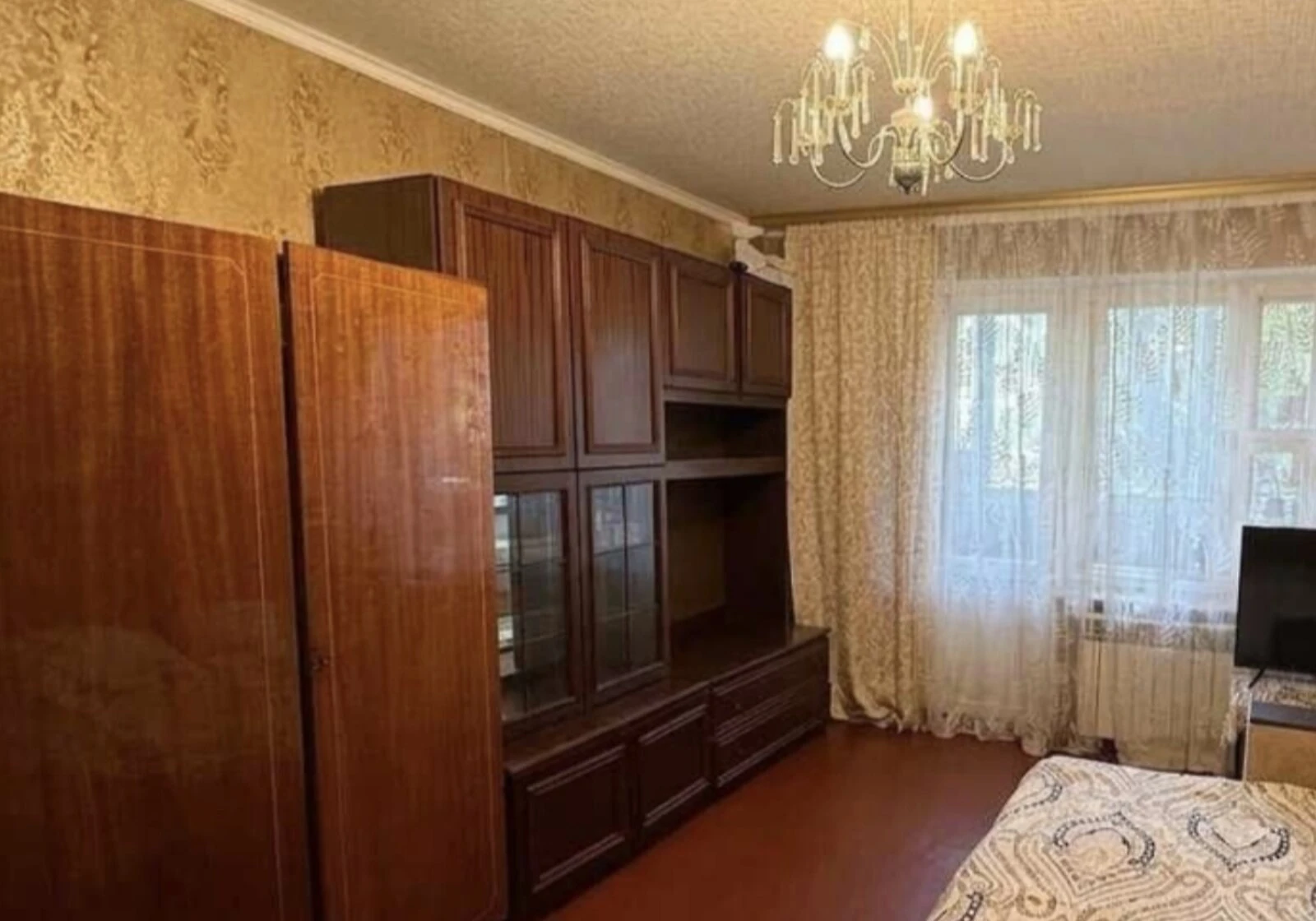 3-комнатная квартира, Троещина: укрытие в доме, вода без света