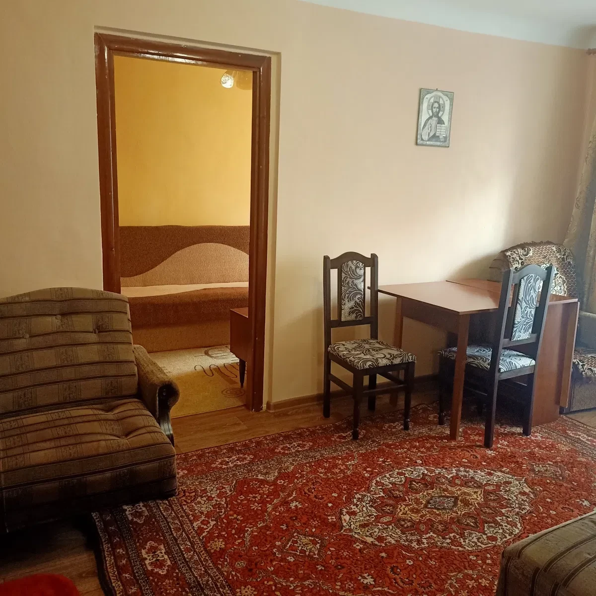 2-кімнатна квартира, Івано-Франківськ: центр міста, косметичний ремонт, фото 3