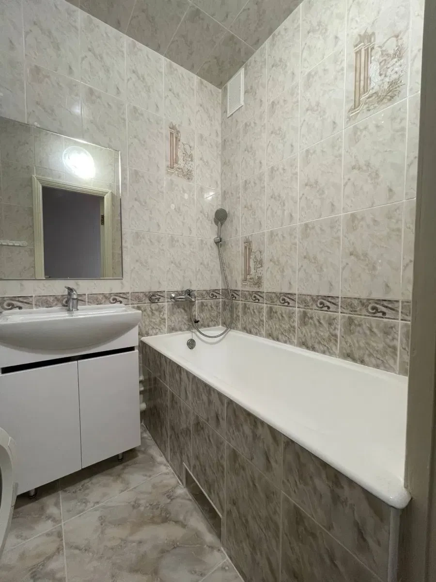3-кімнатна квартира, Київський: євроремонт, власна котельня, фото 5