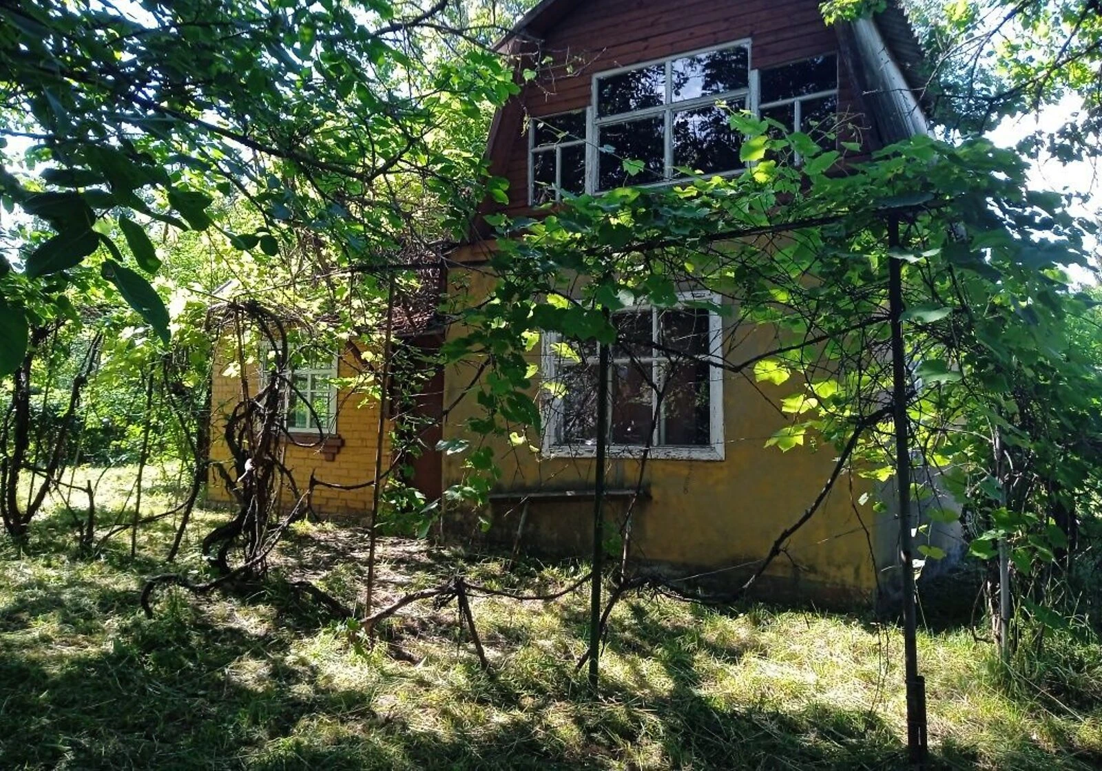 Дача, улица Яворовская: 6 соток, колодец, сад