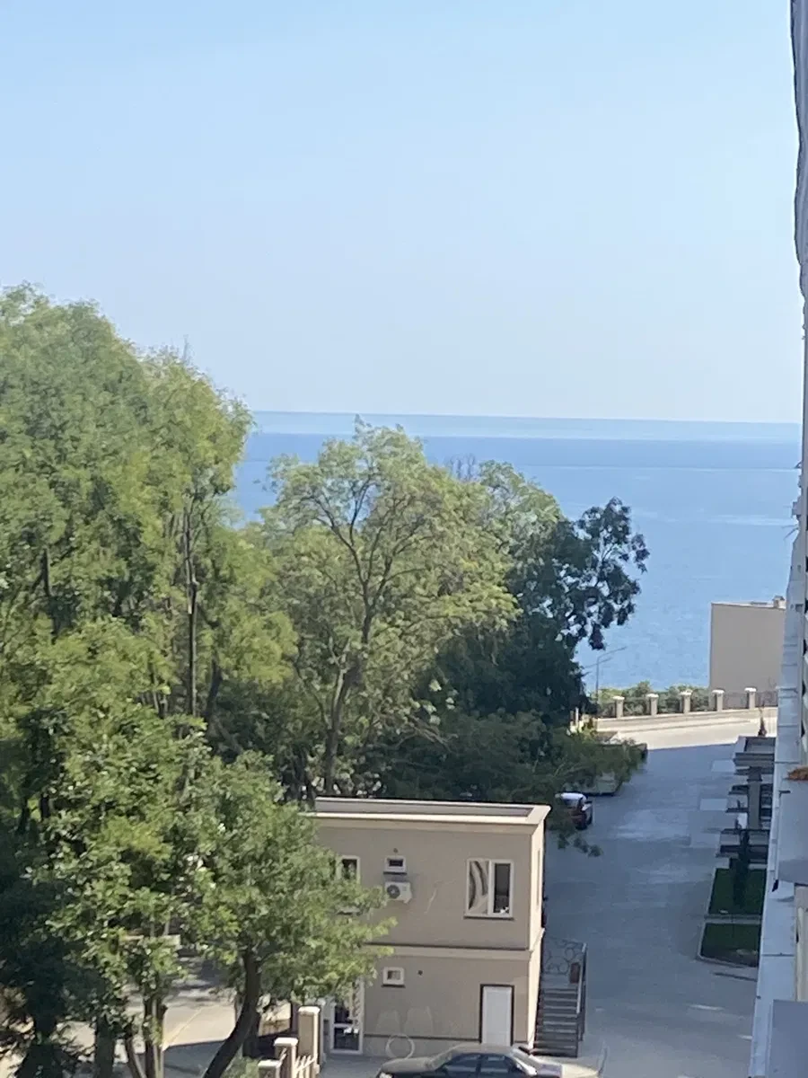 2-кімнатна квартира у ЖК Avinion: перша лінія моря, вид на море - фото 1
