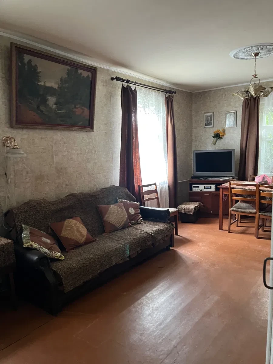 Будинок, Боярка: гараж, яблука й горіхи - фото 2
