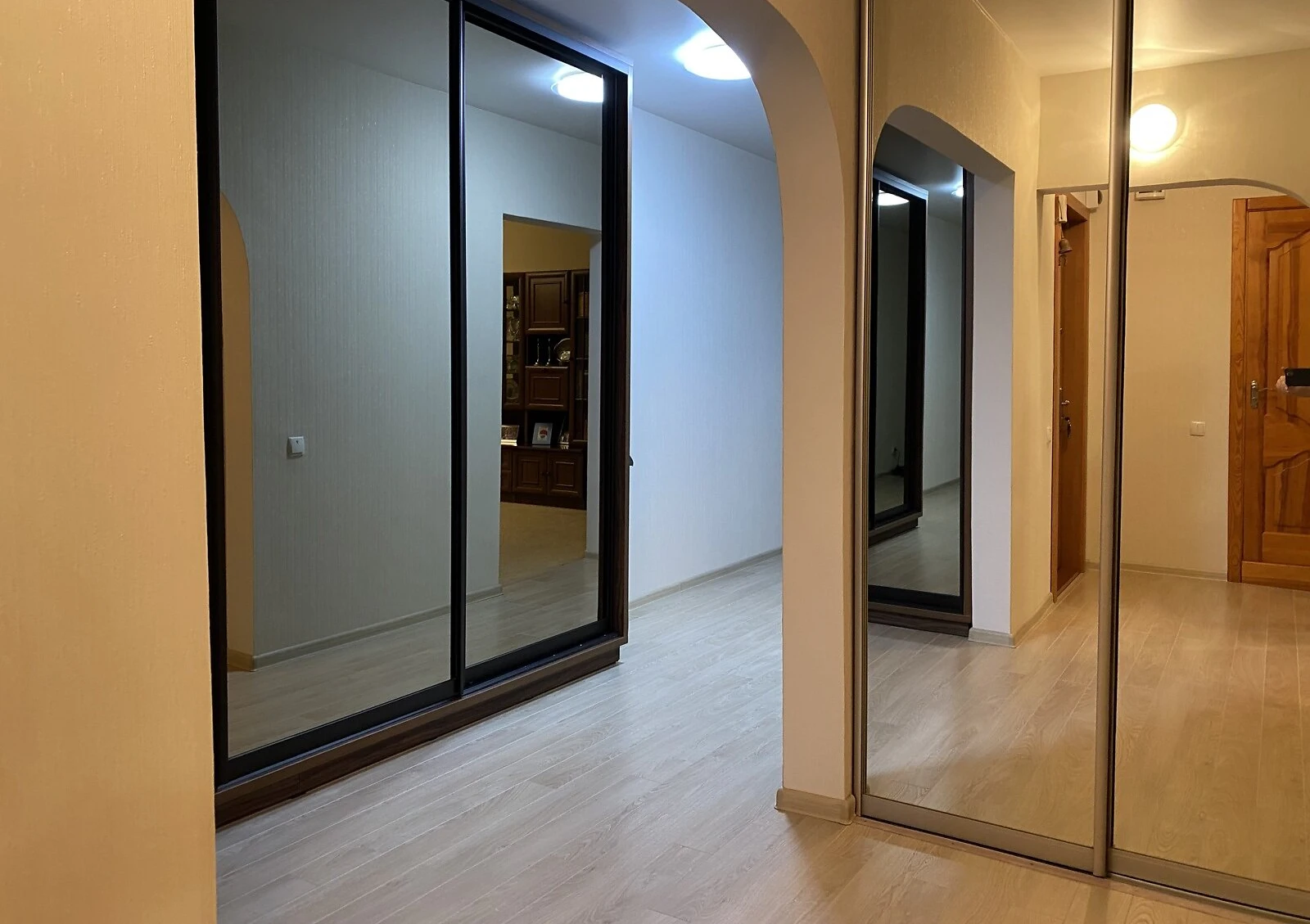2-кімнатна квартира, Космонавтів: дизайнерський ремонт, можлива переуступка - фото 3