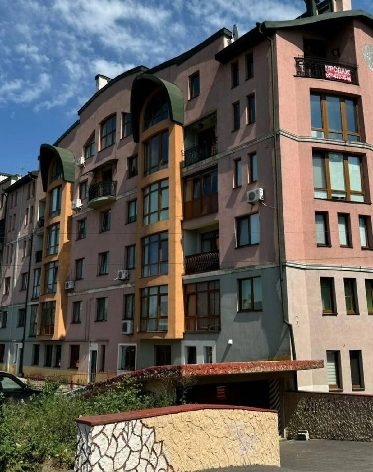 Пентхаус, Першотравневий: багаторівневий, мансарда, розстрочка