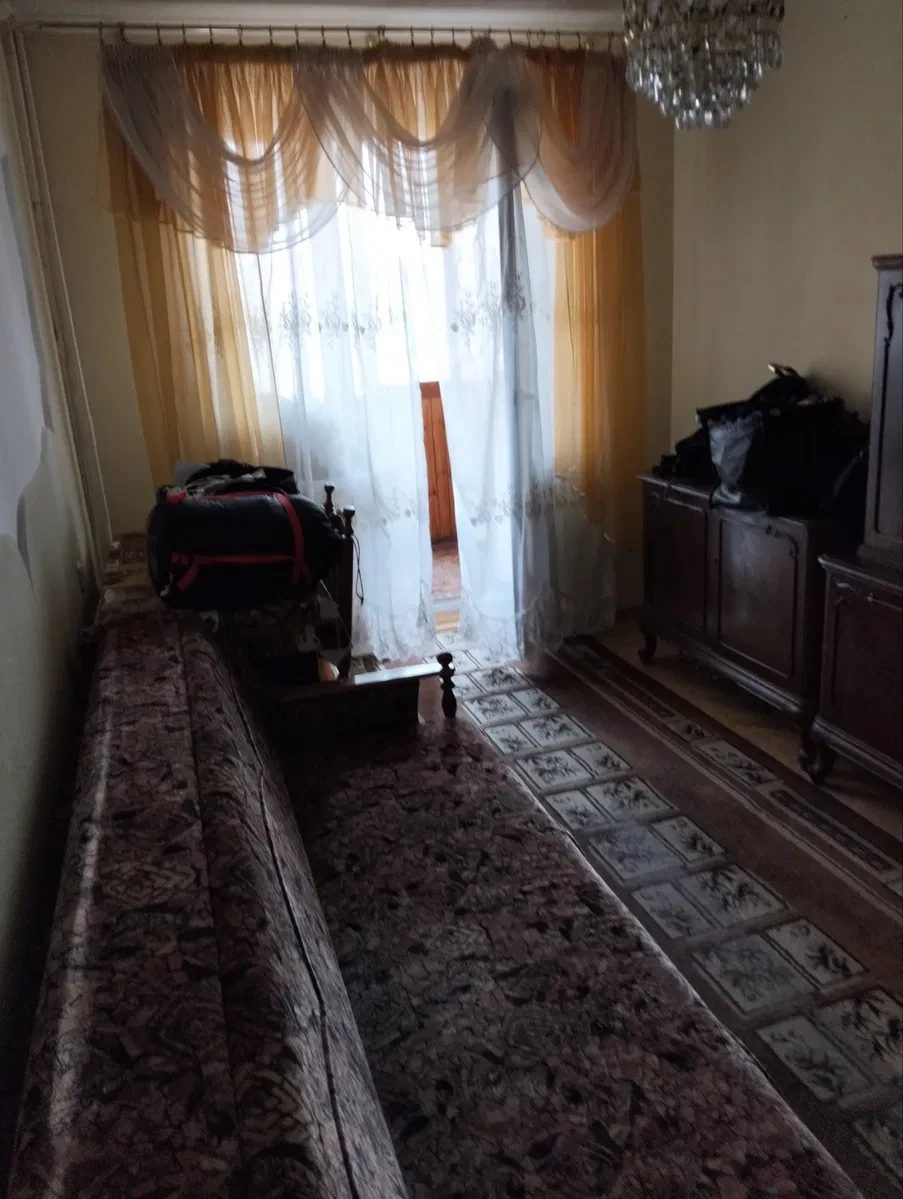 1-кімнатна квартира, Подільський: косметичний ремонт, метро 7 хвилин, фото 3