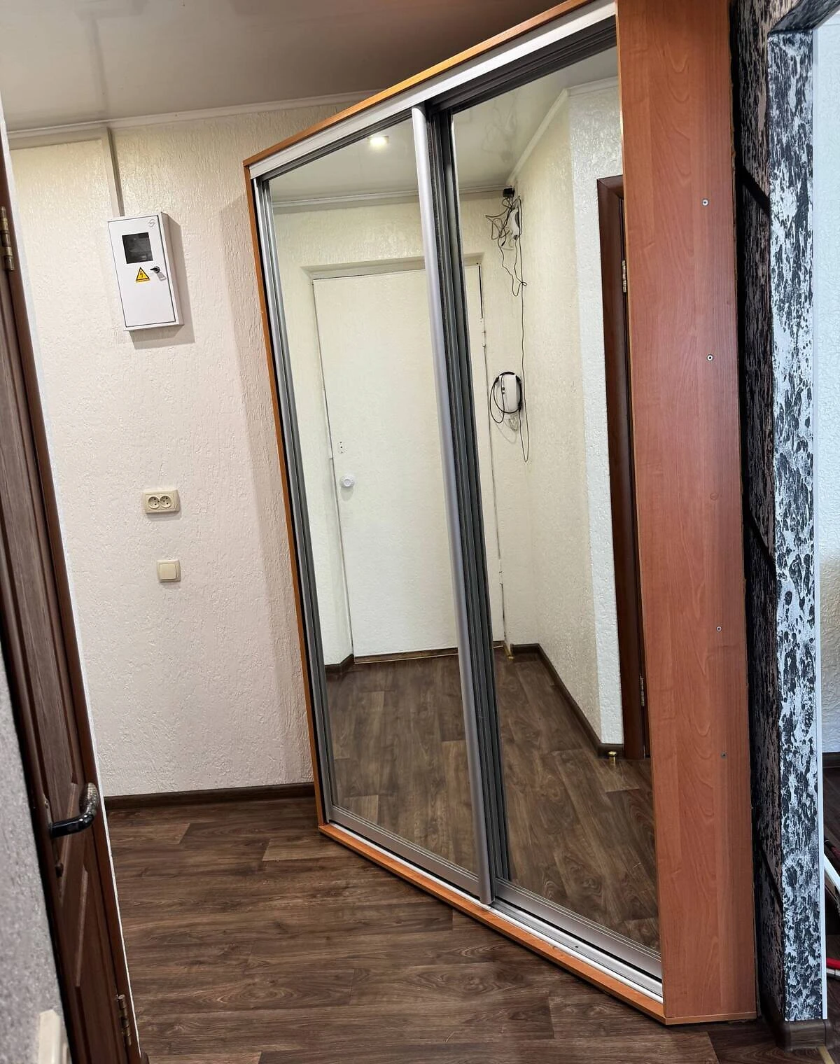 1-кімнатна квартира, Тернівський: цегляні стіни, бойлер - фото 4