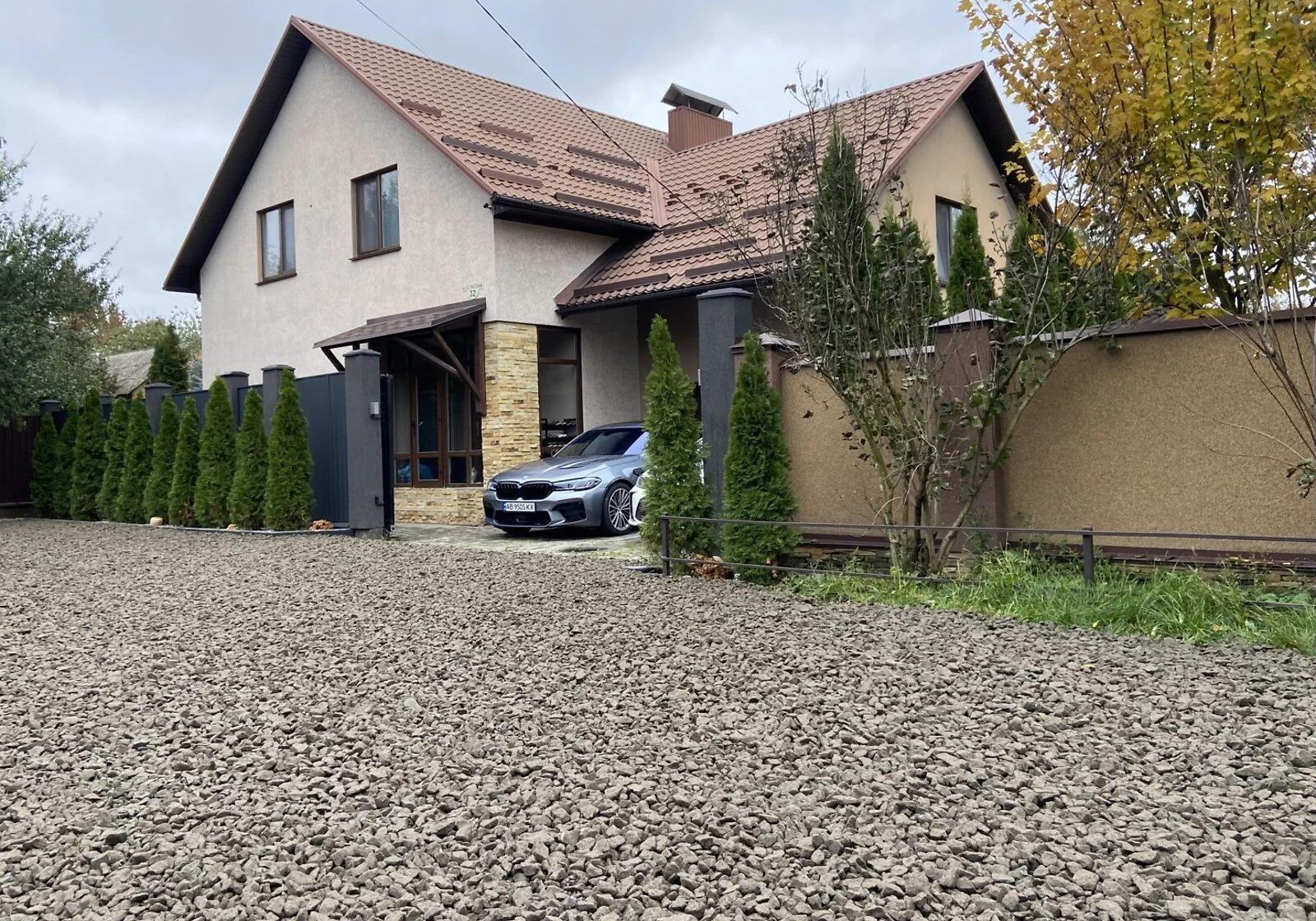 Будинок, Корея: гараж із підвалом, резервне живлення - фото 2