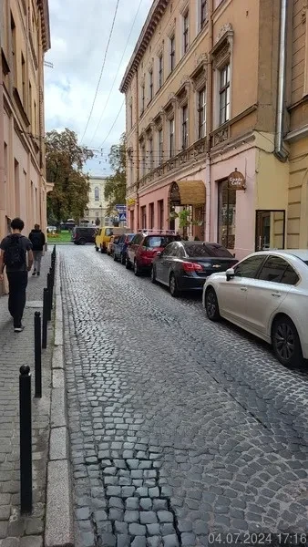 Приміщення, Галицький: фасадний вхід, 20 м до проспекту Свободи - фото 2