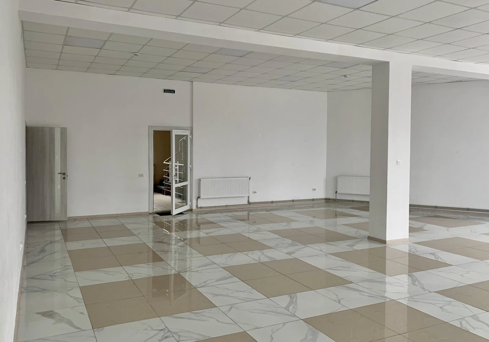 Офіс, Богунський: дизайнерський ремонт, стеля 3.5 м, фото 5