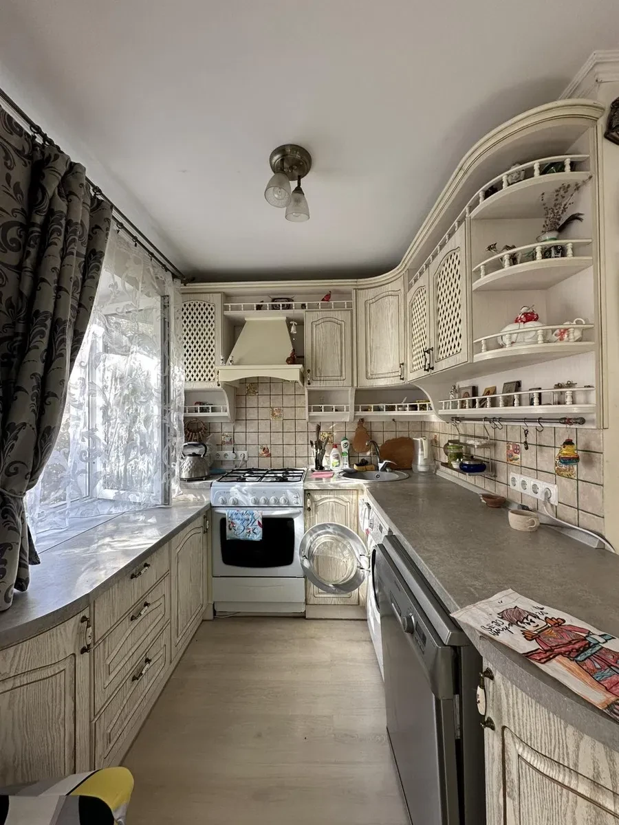 2-комнатная квартира, Черноморск: кухня-столовая, фото 4