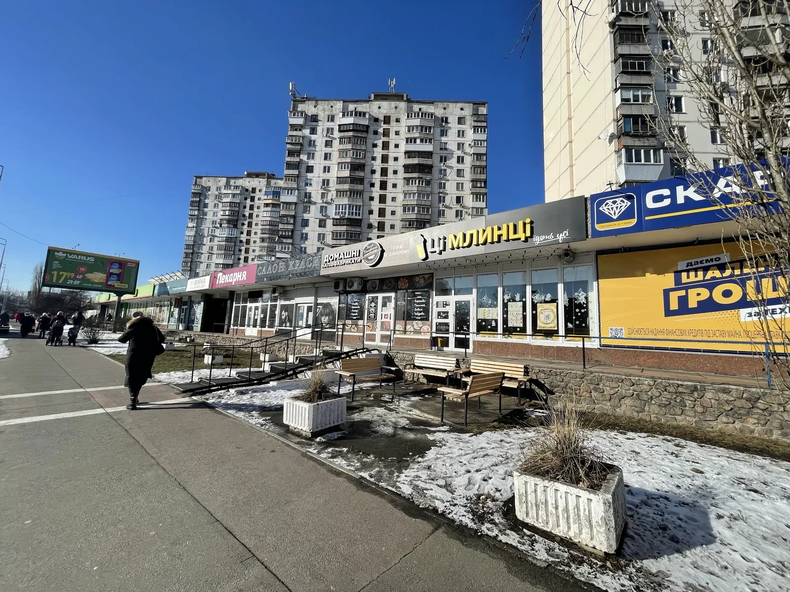 Приміщення, Дніпровський: фасадне, великі вікна, метро Дарниця, фото 3