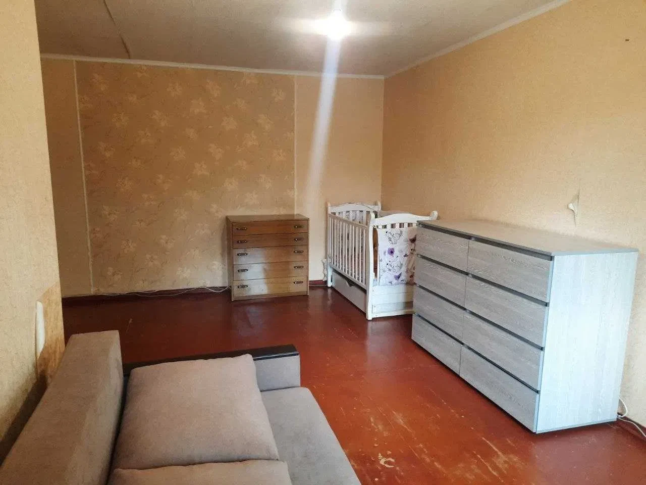 1-кімнатна квартира, Слобожанське: ділянка під паркомісце, житловий стан, фото 5